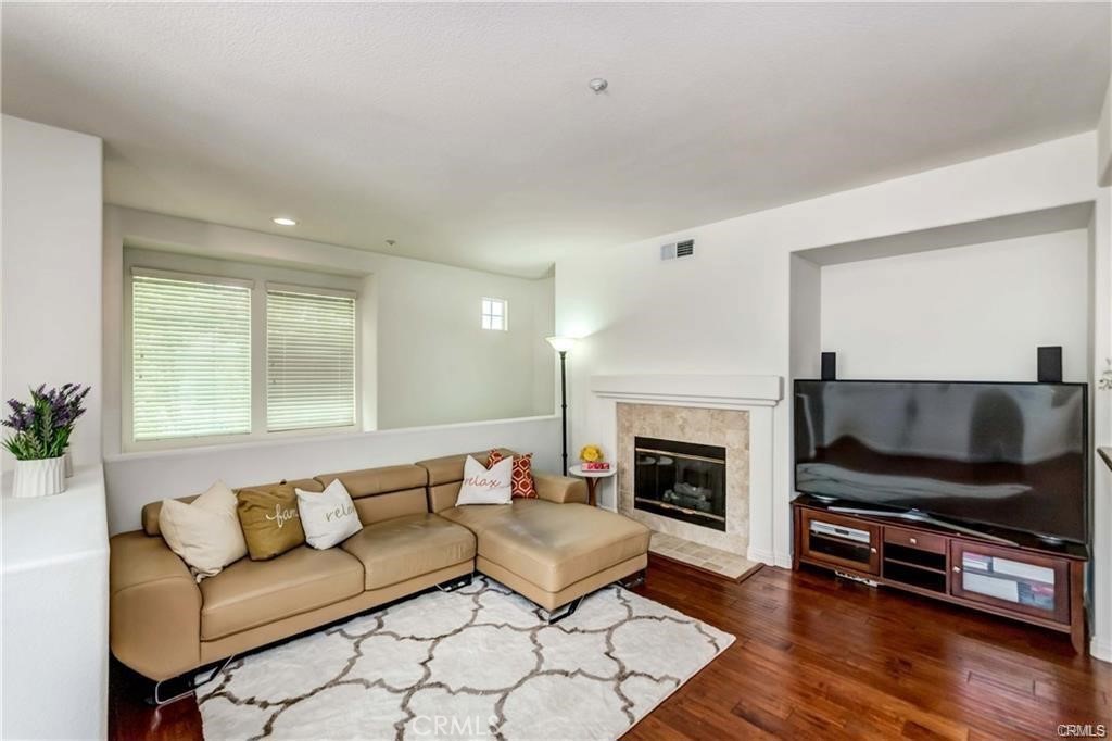 40 Leucadia Unit: 65