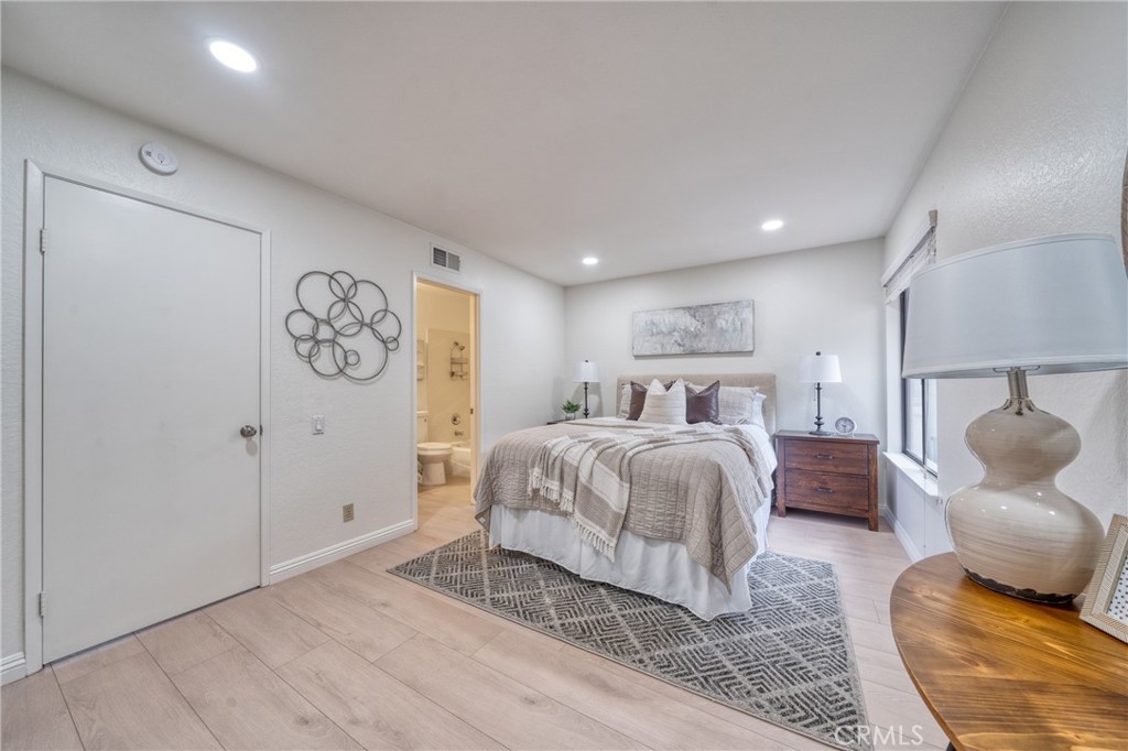 23070 Paseo De Terrado 4