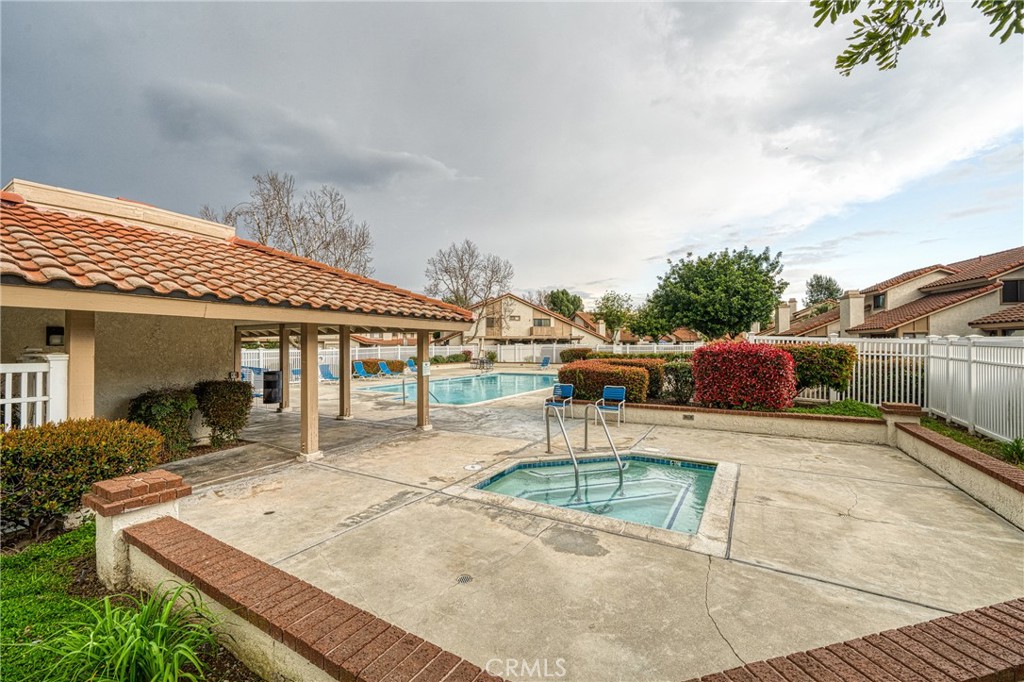 23070 Paseo De Terrado 4