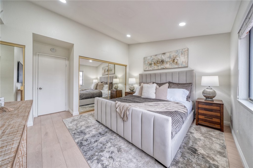 23070 Paseo De Terrado 4