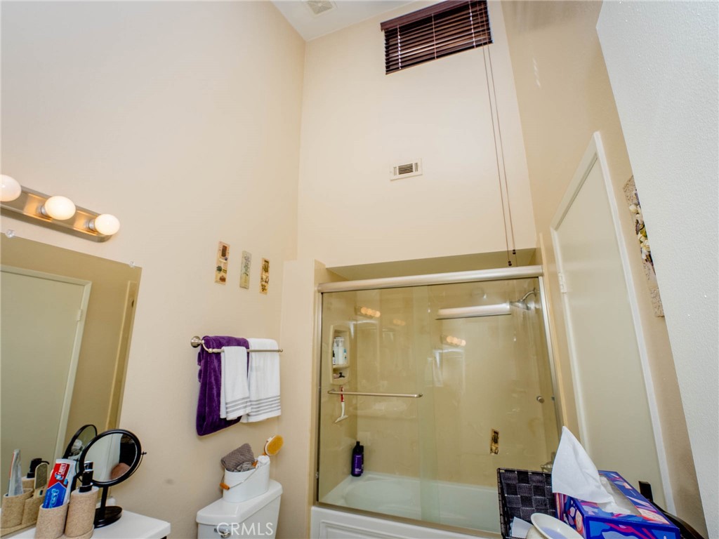 1675 W Lambert Road H (20) Unit: H  (20)