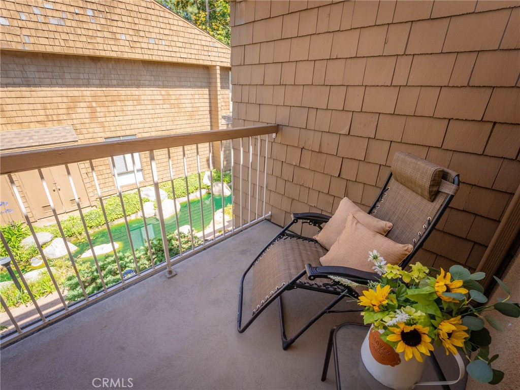 1675 W Lambert Road H (20) Unit: H  (20)