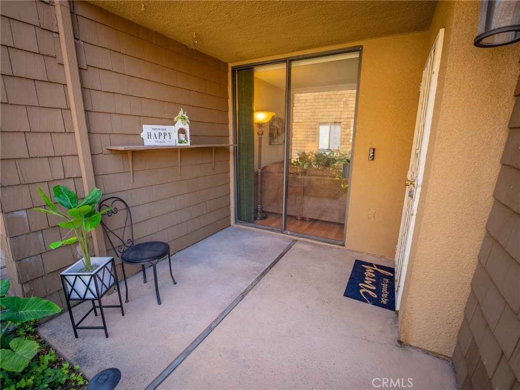 1675 W Lambert Road H (20) Unit: H  (20)