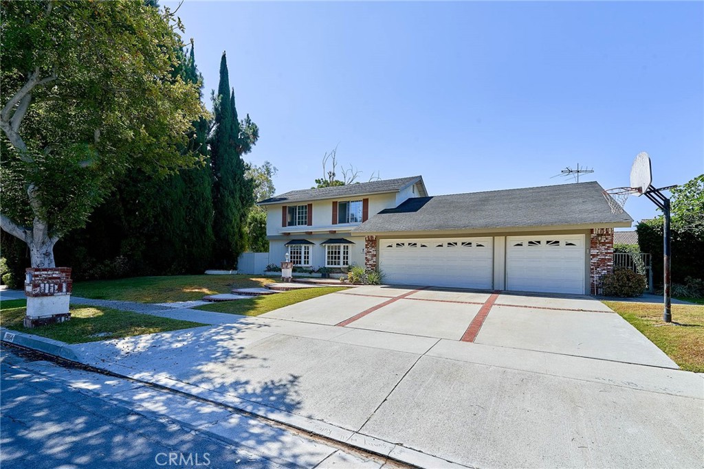 1864 W Las Lanas Lane