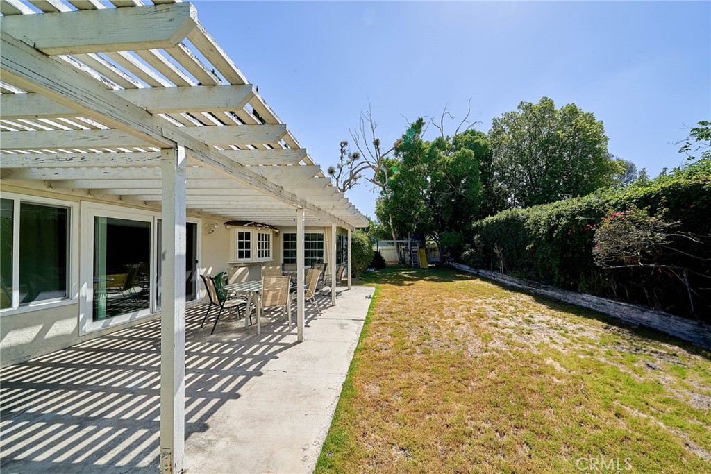 1864 W Las Lanas Lane
