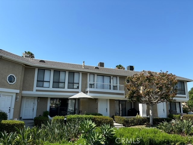 102 S Seneca Circle 2
