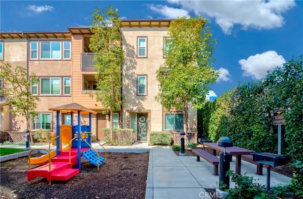 1020 Lime Tree Place