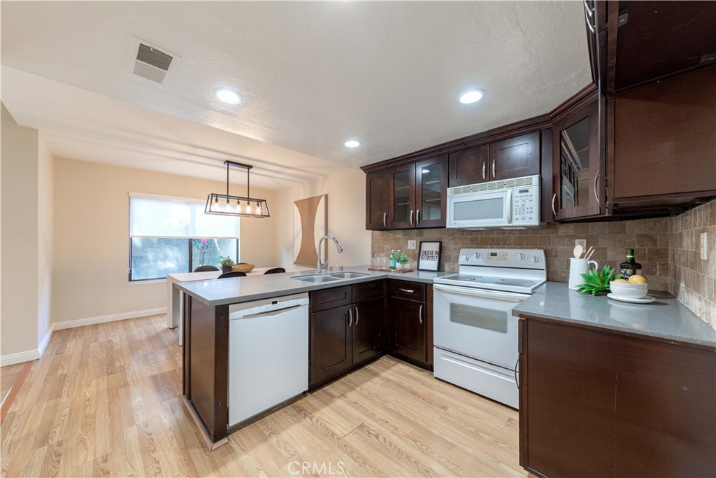 1037 Whitewater Drive 152