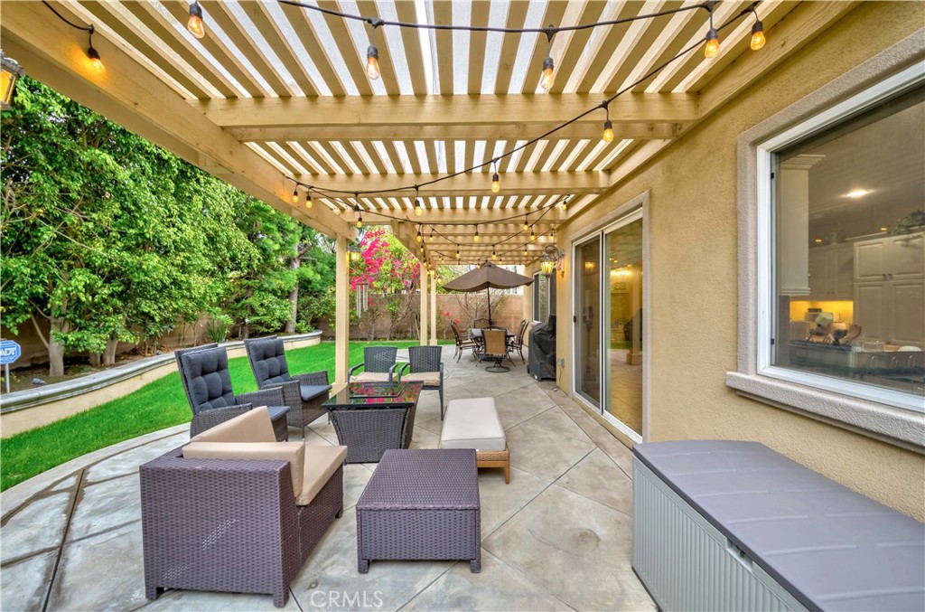 2551 Holly Street