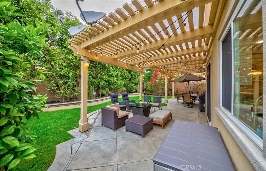 2551 Holly Street