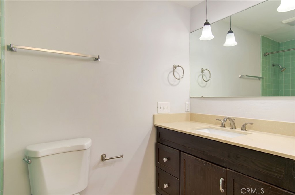 2368 Torrey Pines Road 61