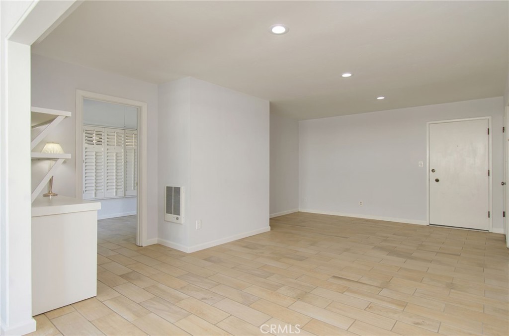 2368 Torrey Pines Road 61
