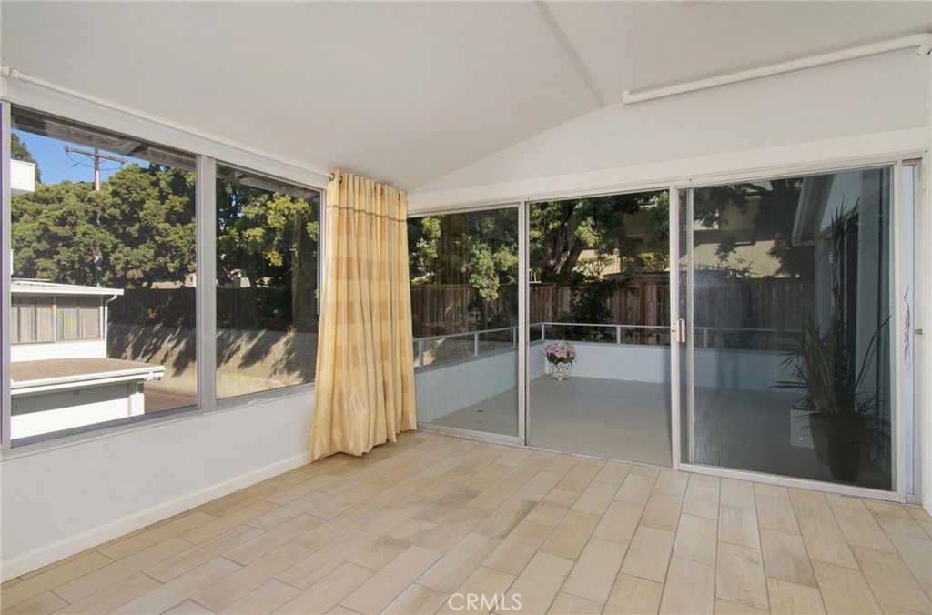 2368 Torrey Pines Road 61
