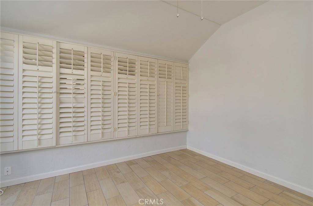 2368 Torrey Pines Road 61