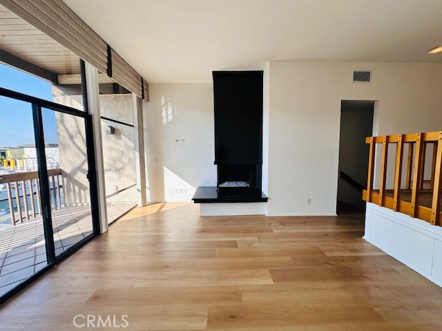 6229 NW Marina Pacifica Drive N