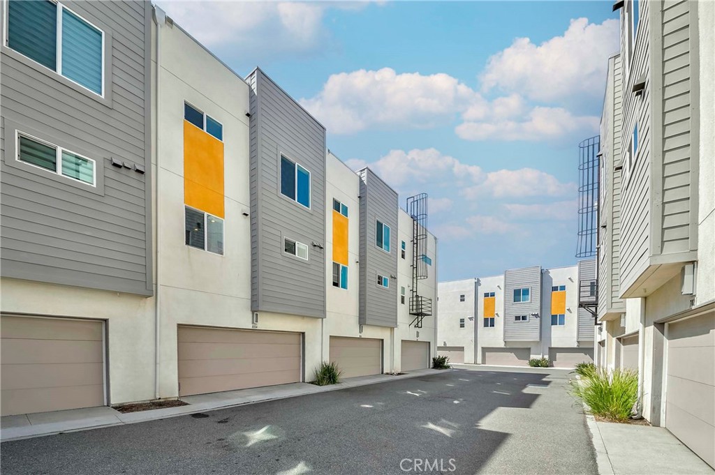 8184 Orangethorpe Avenue