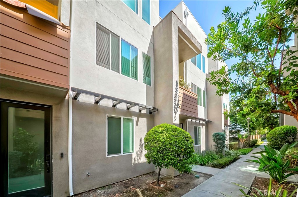 8184 Orangethorpe Avenue