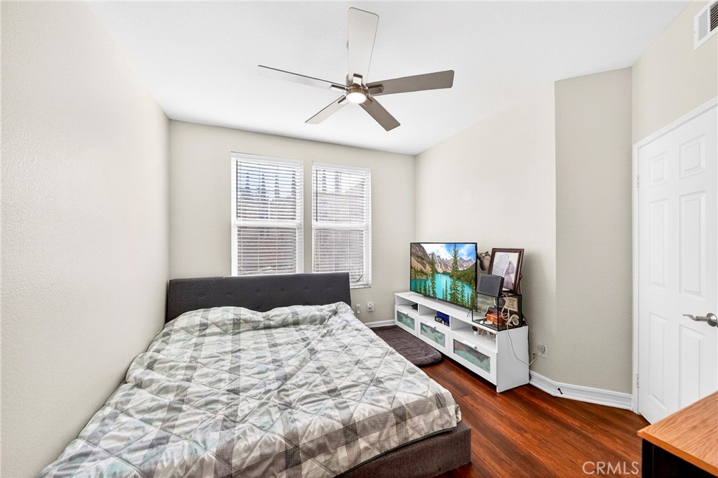 1099 S San Marino