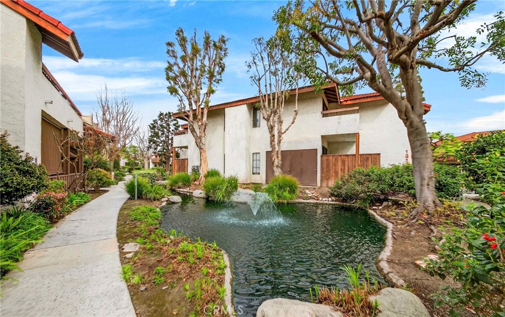 8615 Meadow Brook 101