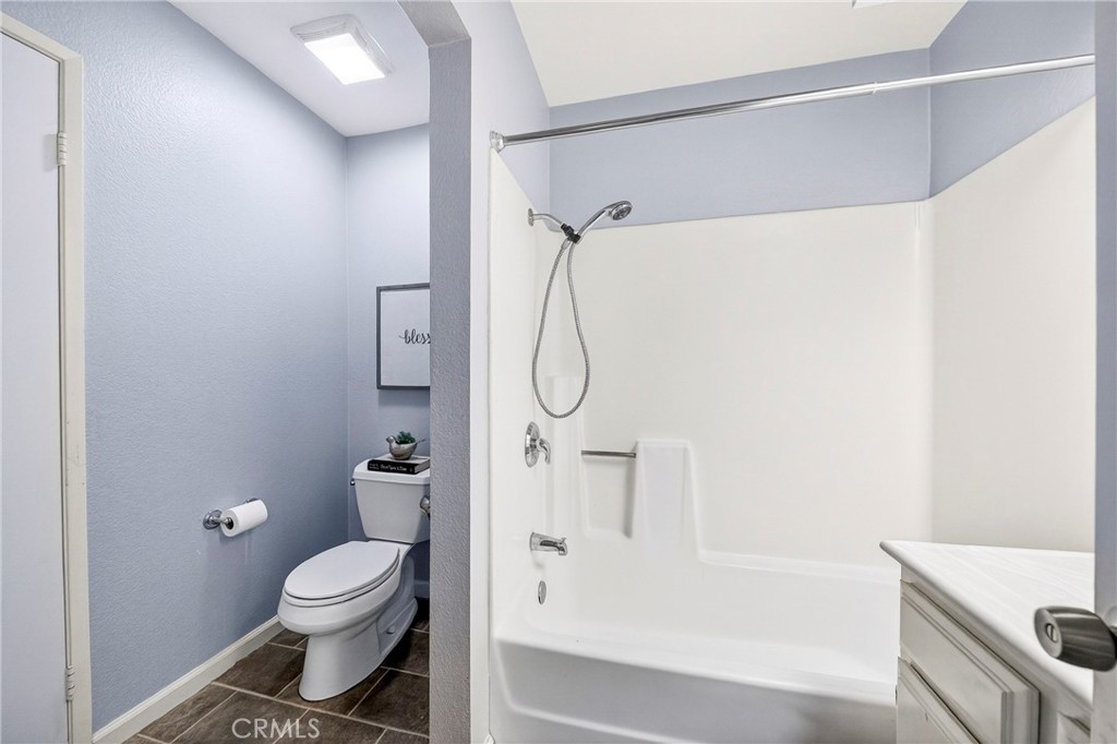 8615 Meadow Brook 101