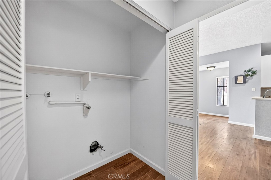 8615 Meadow Brook 101