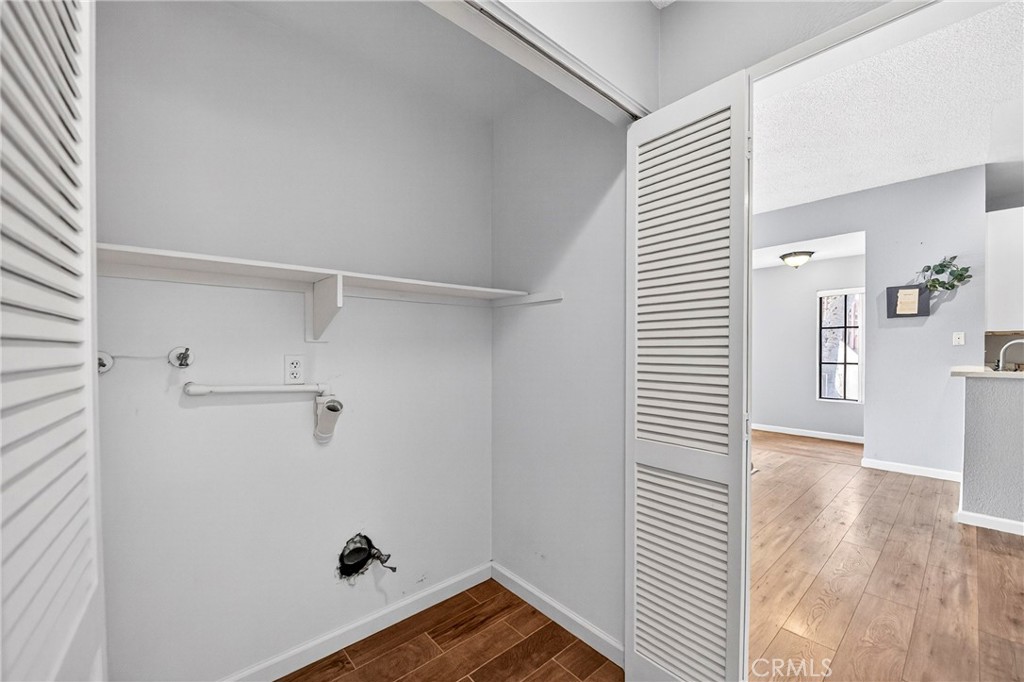 8615 Meadow Brook 101