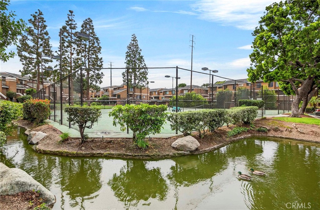 8615 Meadow Brook 101