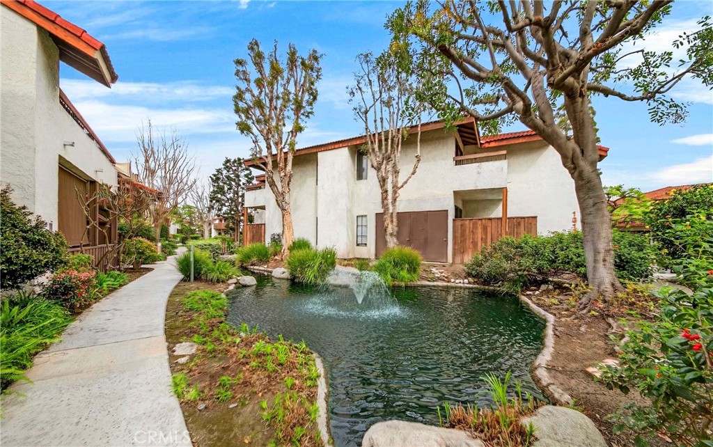 8615 Meadow Brook 101