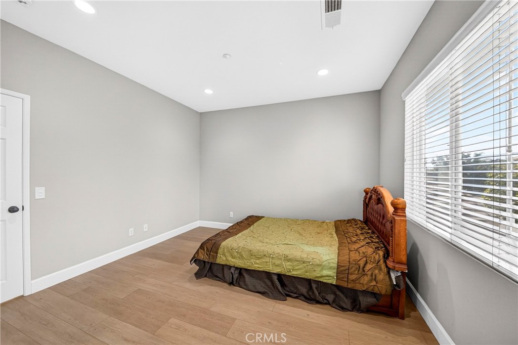 16527 Medinah