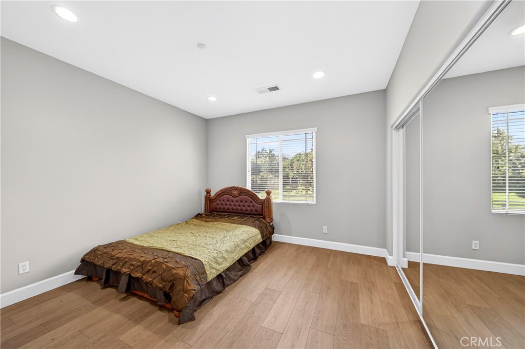 16527 Medinah