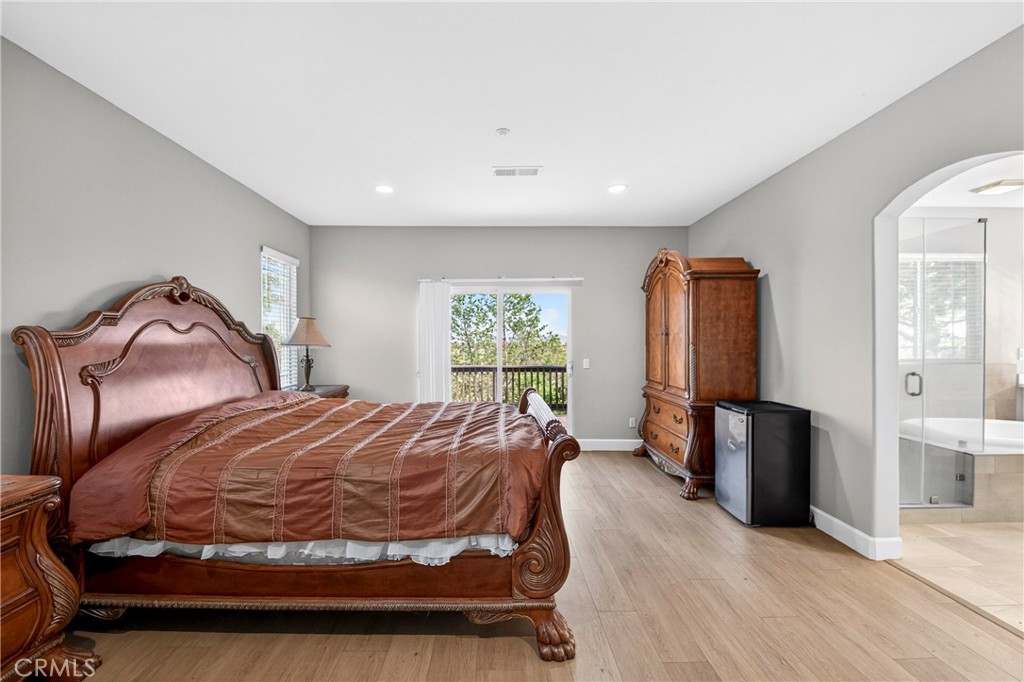 16527 Medinah