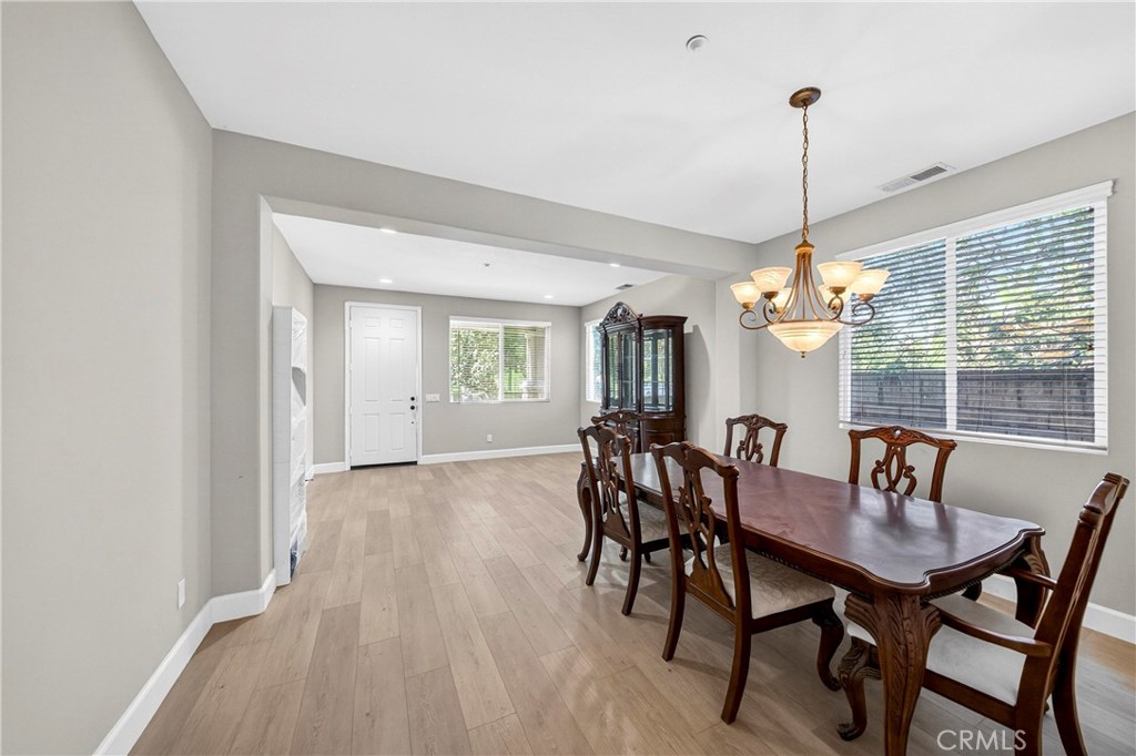 16527 Medinah