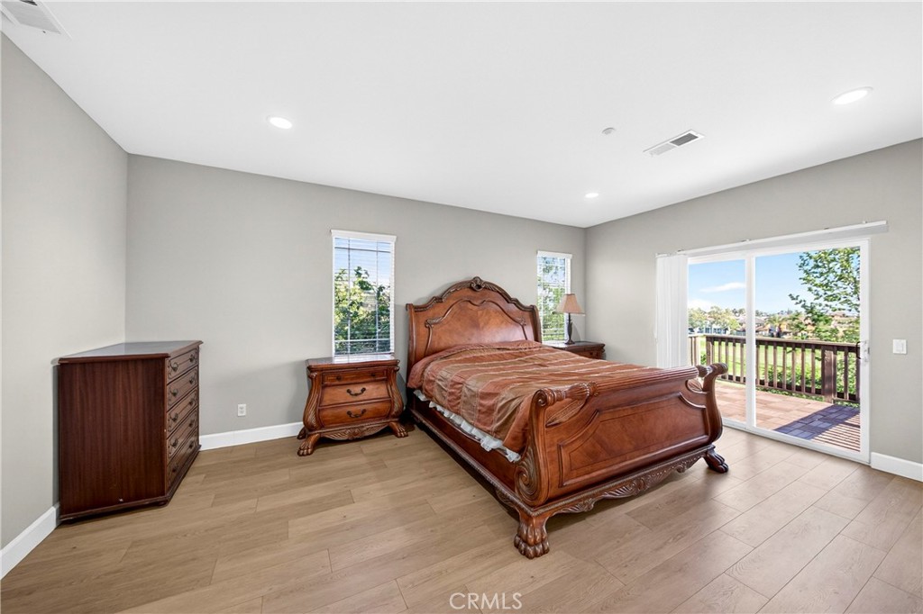 16527 Medinah