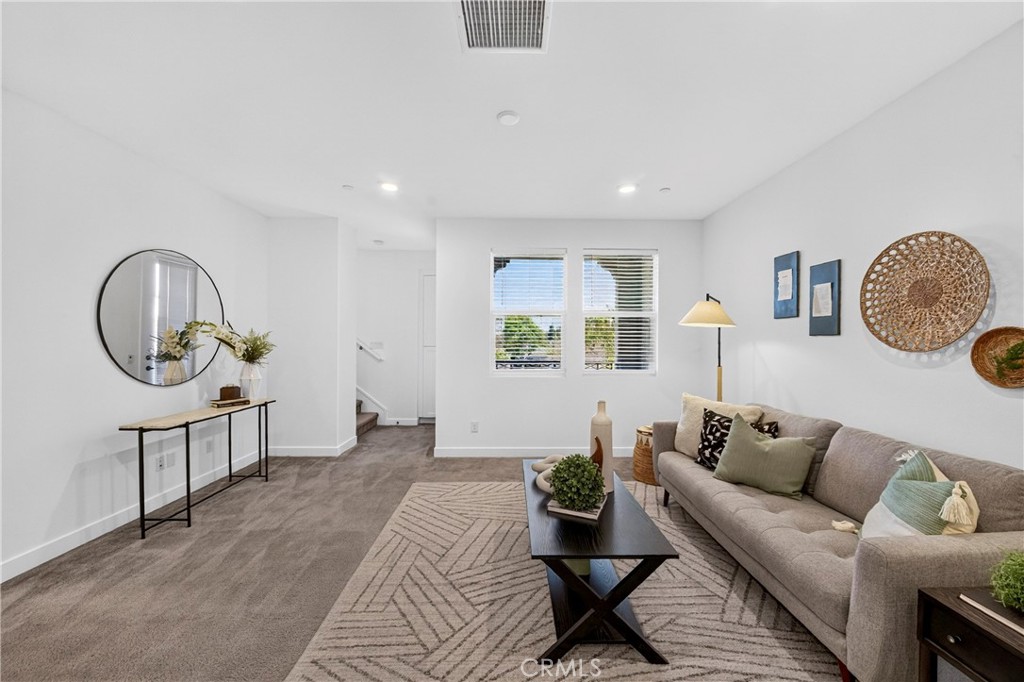 249 N Magnolia 3