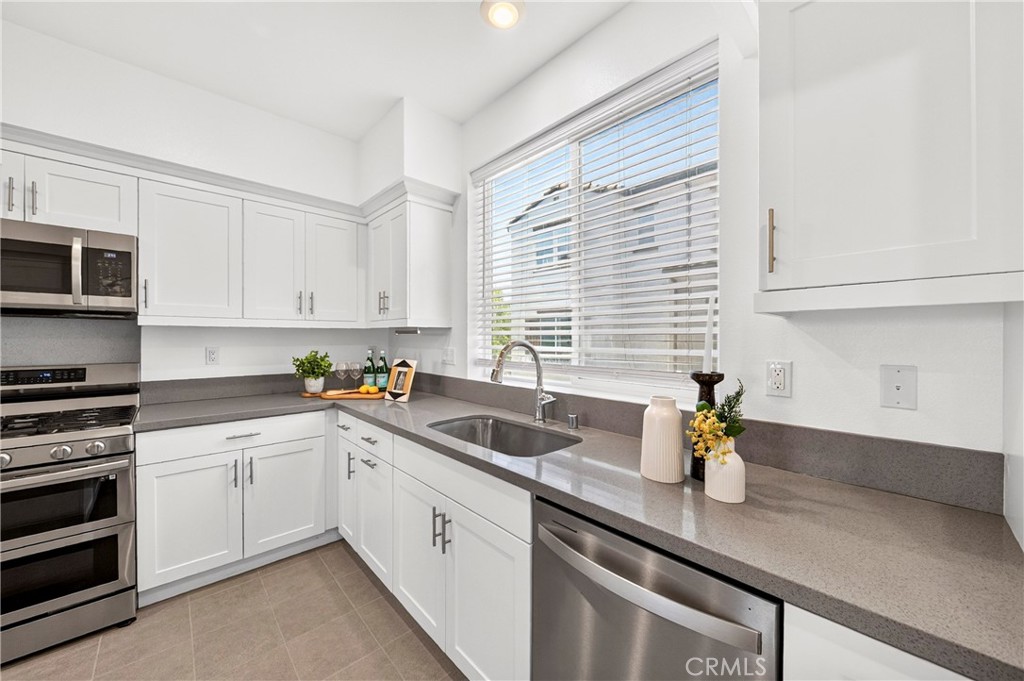 249 N Magnolia 3