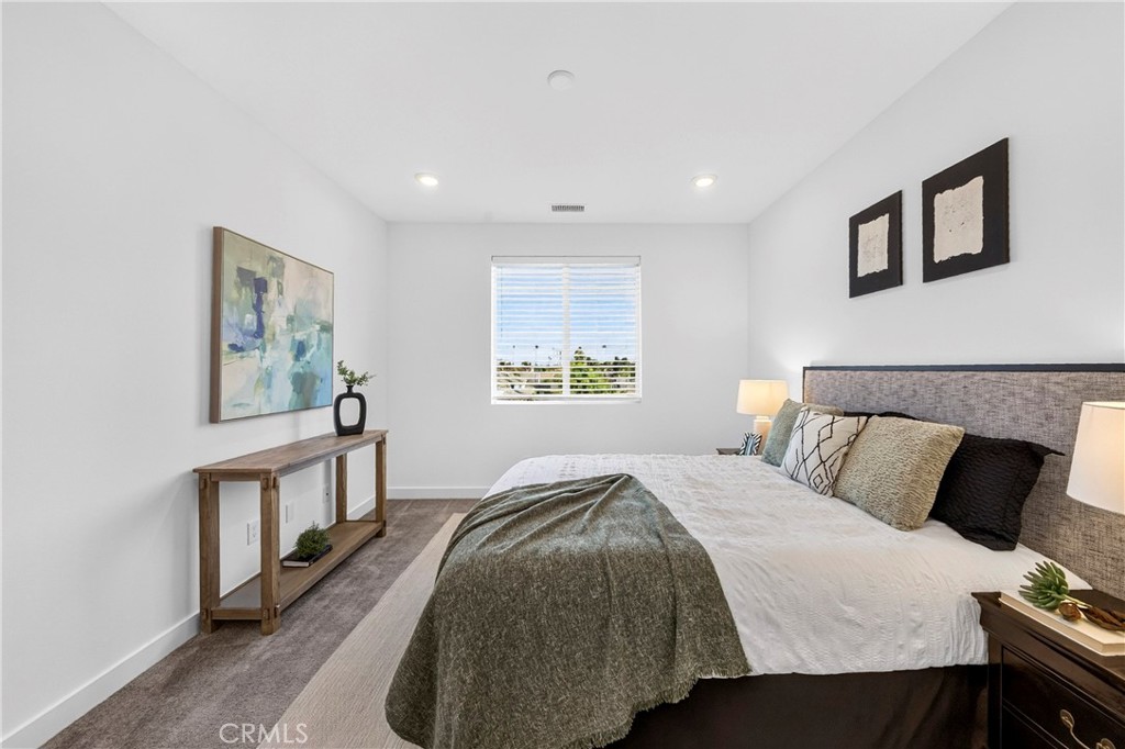 249 N Magnolia 3