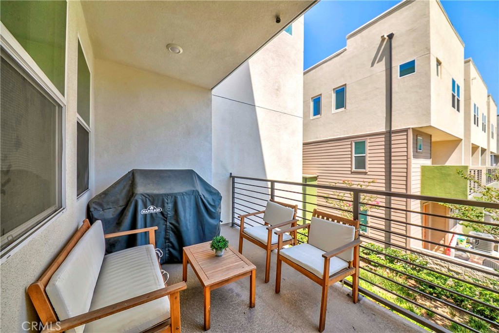 1649 W Lincoln Avenue 103
