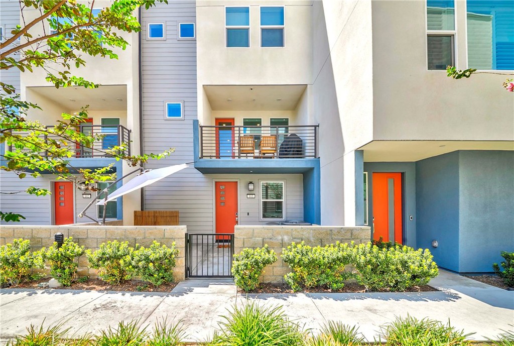 1649 W Lincoln Avenue 103
