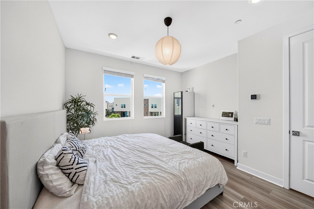 1649 W Lincoln Avenue 103