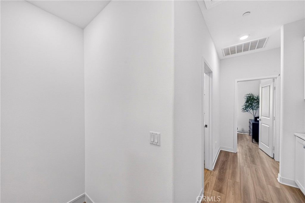 1649 W Lincoln Avenue 103