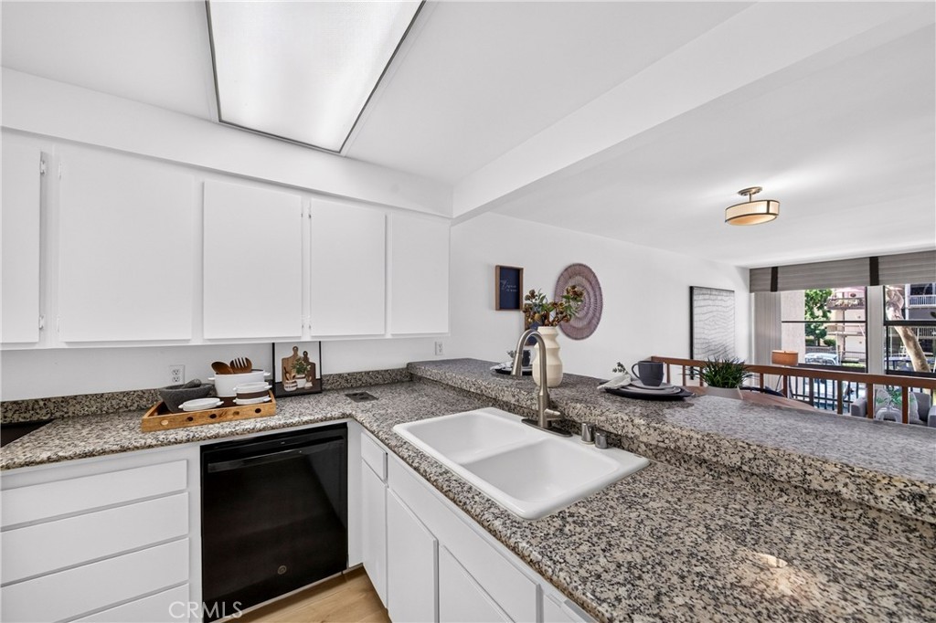 6229 Marina Pacifica N