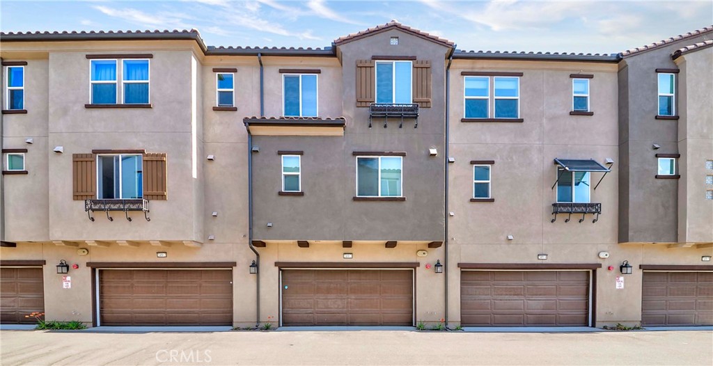 249 N. Magnolia Ave. 3