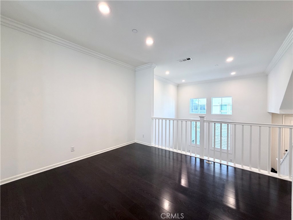 21 Sutherland Court