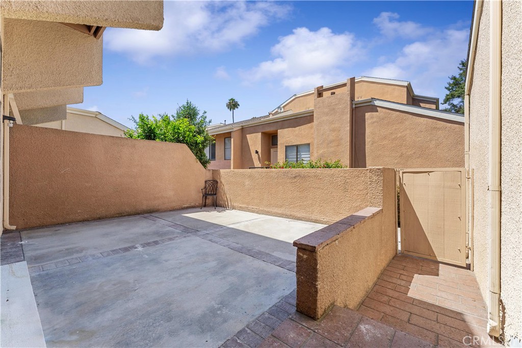 2945 Pembroke Court 51