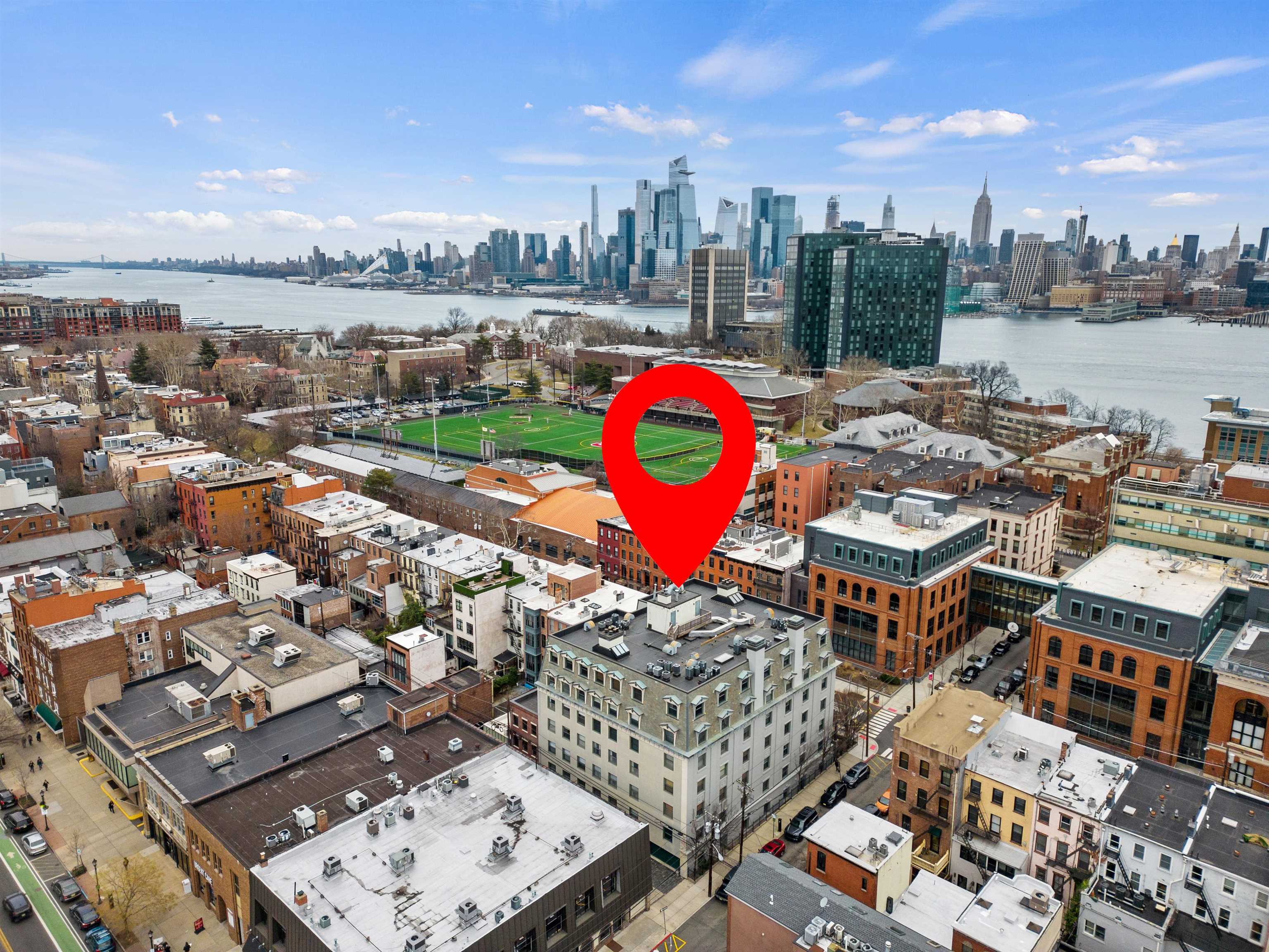 600 HUDSON ST Unit: 6B