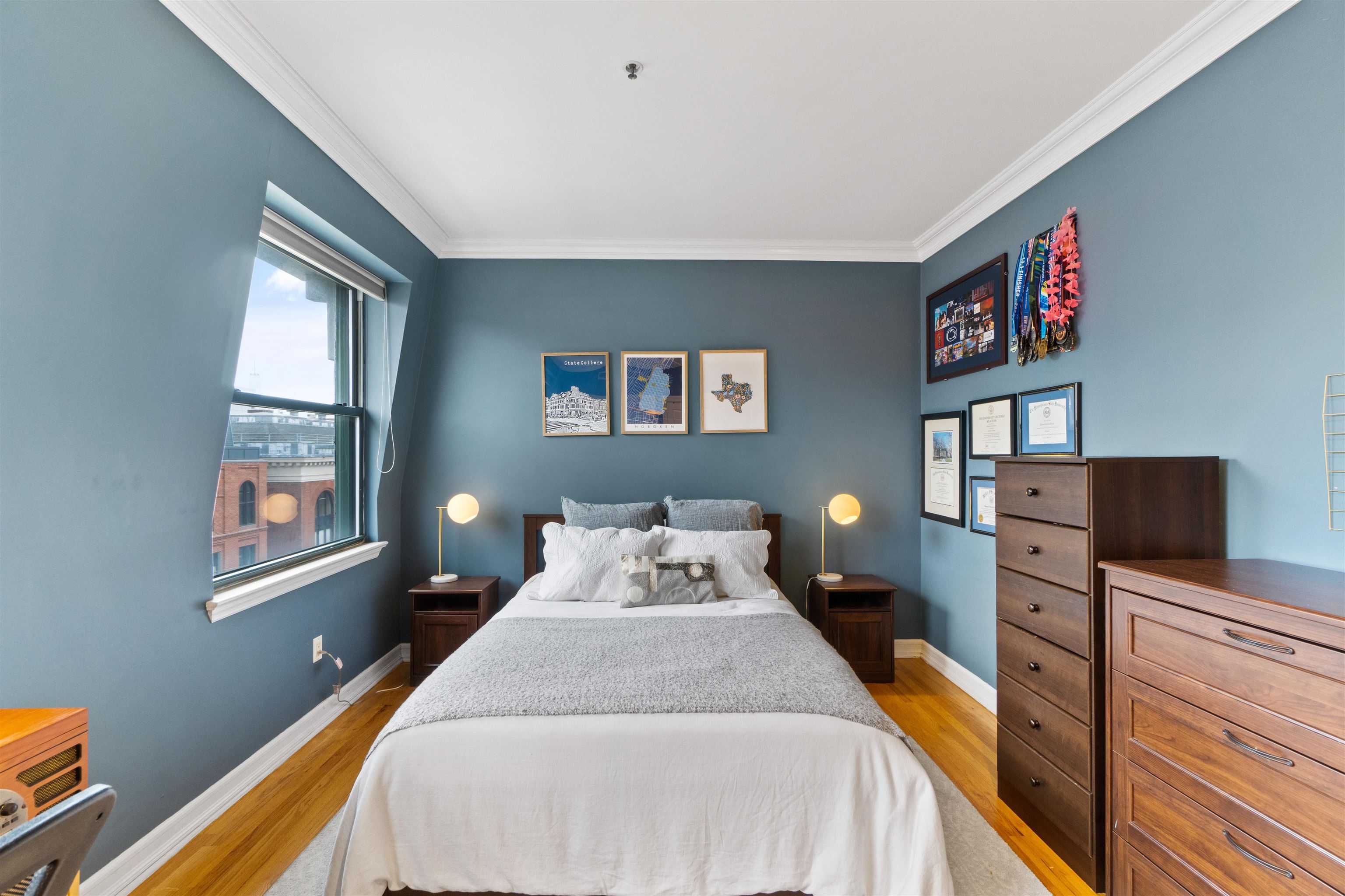 600 HUDSON ST Unit: 6B