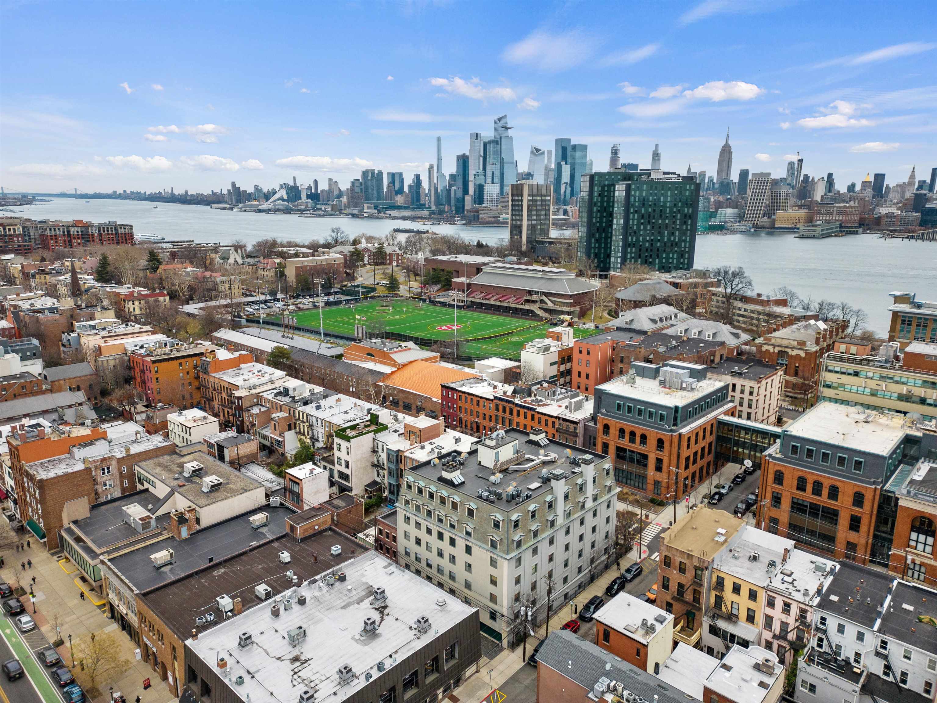 600 HUDSON ST Unit: 6B