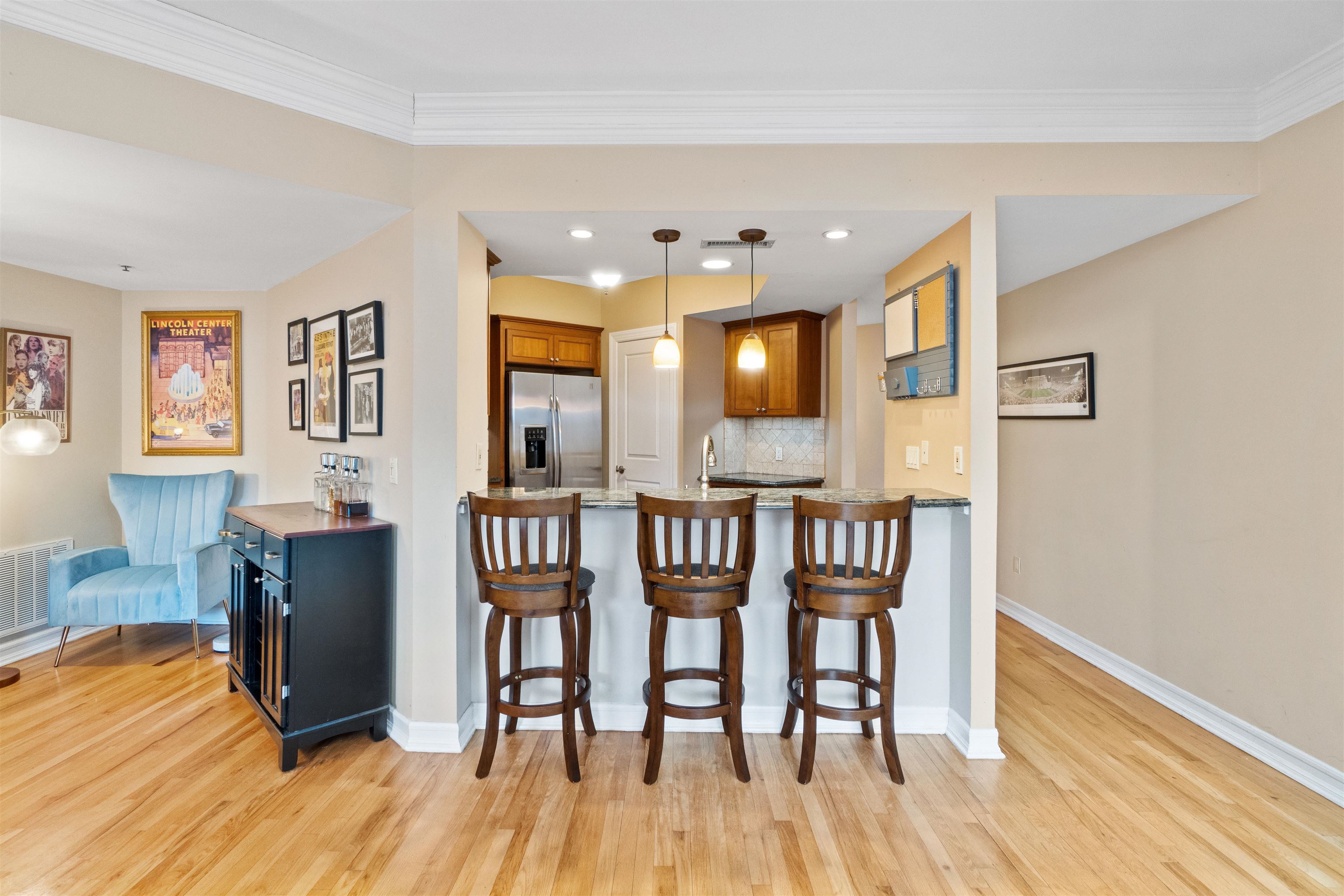 600 HUDSON ST Unit: 6B
