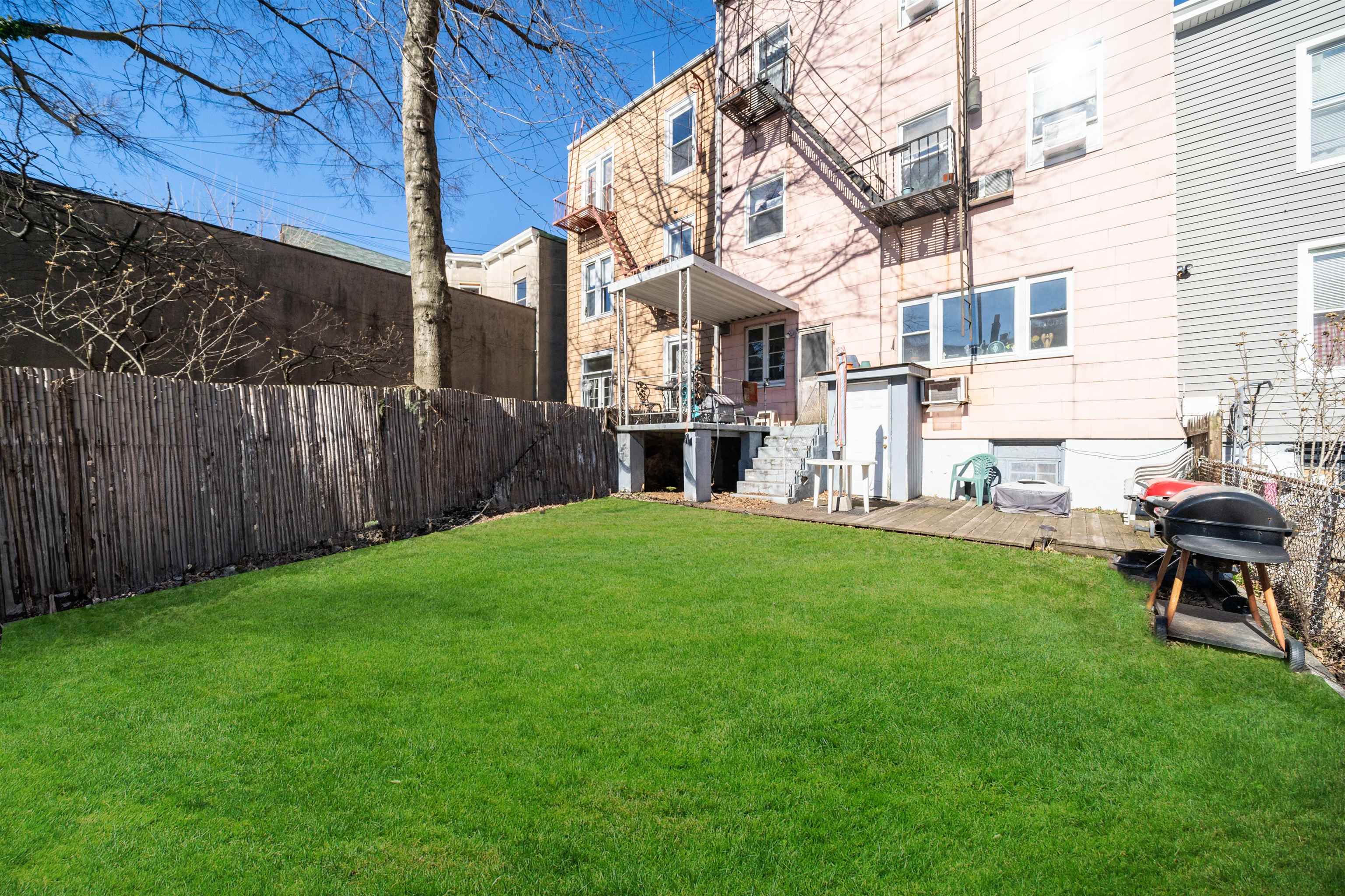 153 BOWERS ST