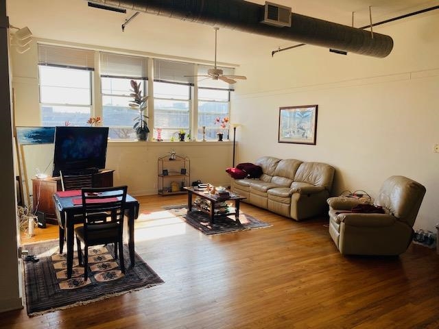 1017 JEFFERSON ST Unit: 318
